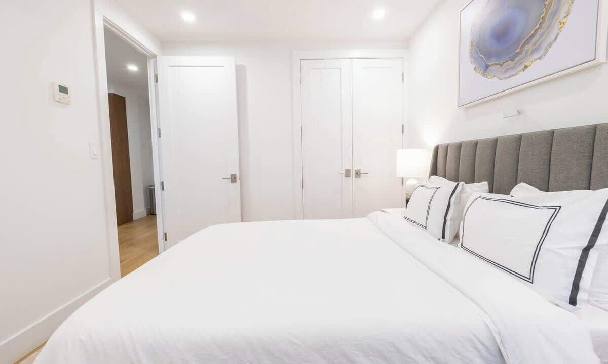 Photo of Bedroom in Greenpoint