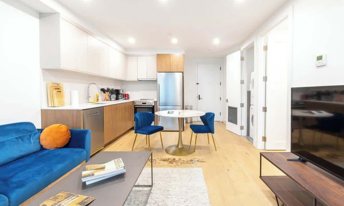 Photo of Livingroom in Greenpoint