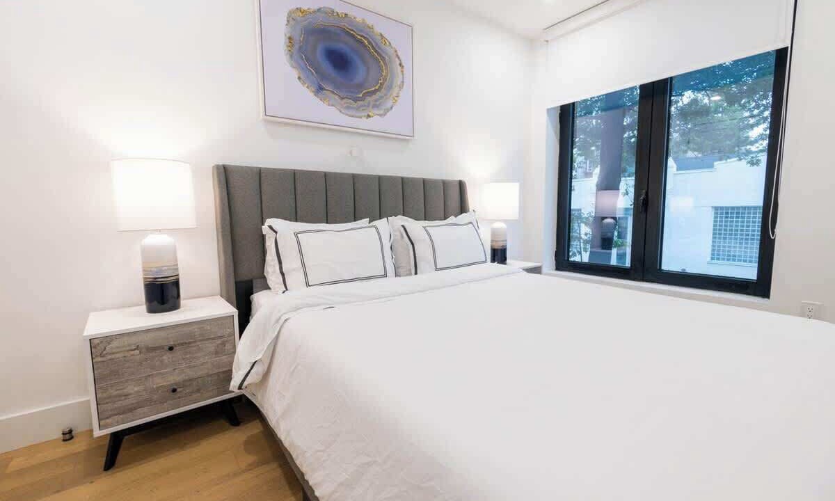 Photo of Bedroom in Greenpoint
