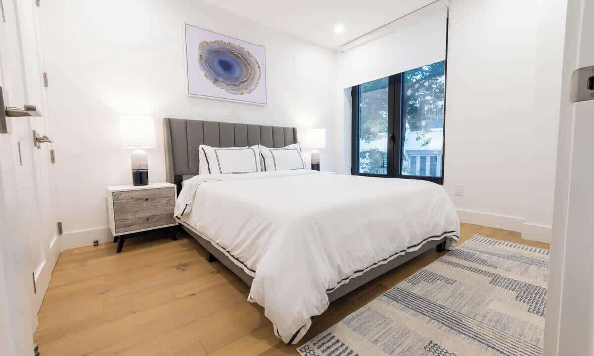Photo of Bedroom in Greenpoint