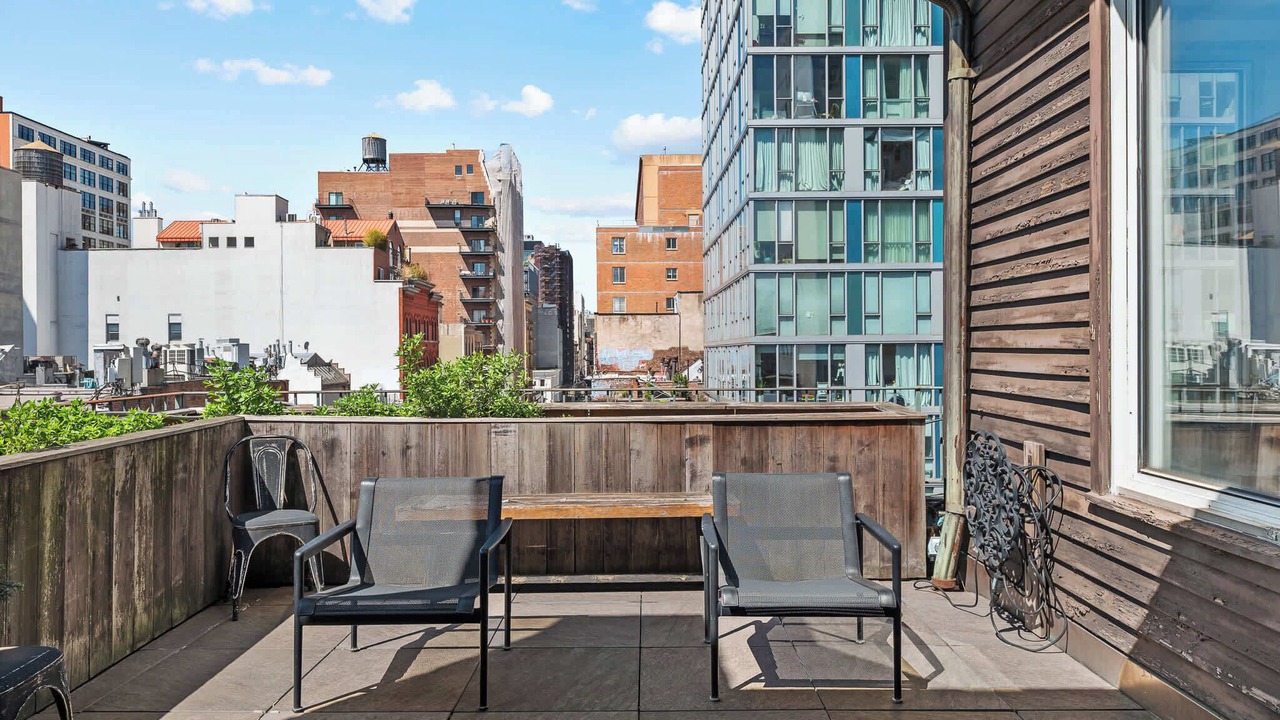Photo of Patio Balcony in Ukrainian Village