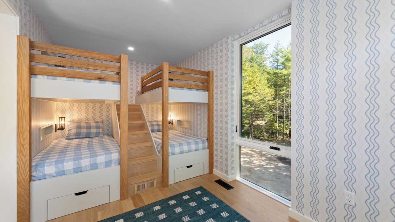 Photo of Bedroom in Lochmere