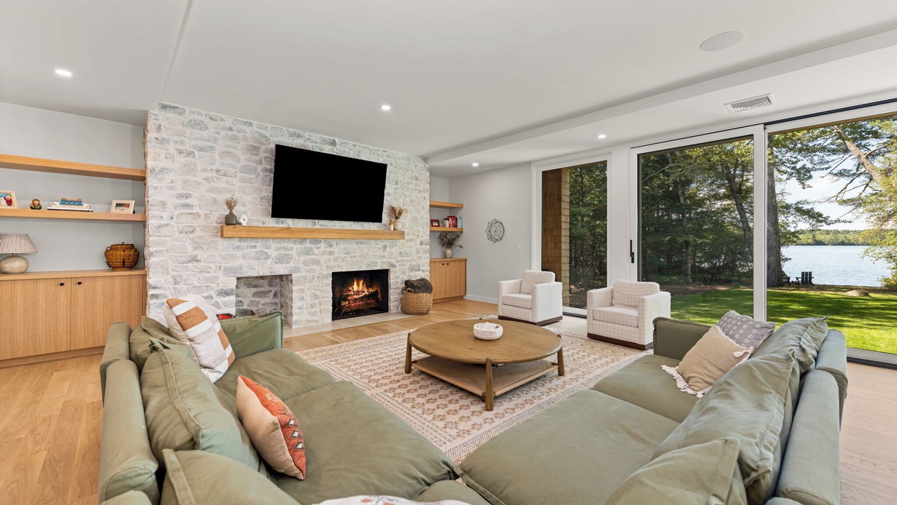 Photo of Livingroom in Lochmere