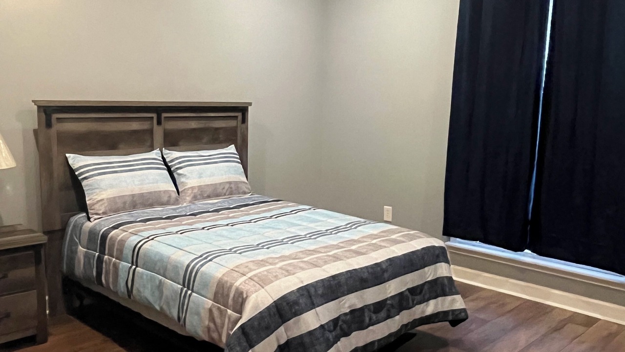 Photo of Bedroom in White Hall
