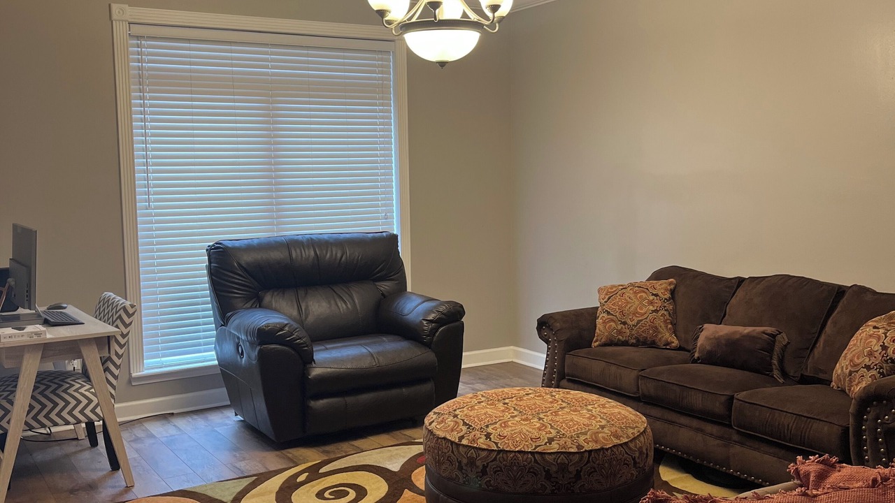Photo of Livingroom in White Hall