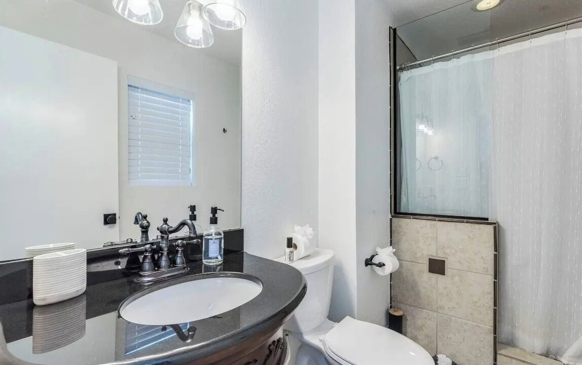 Photo of Bathroom in Marshall Ford Vista
