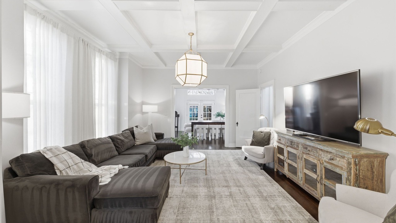 Photo of Livingroom in Eastwood
