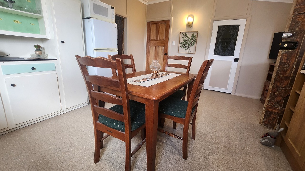 Photo of Others in Kingscote