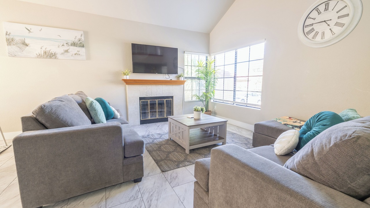 Photo of Livingroom in Moreno Valley