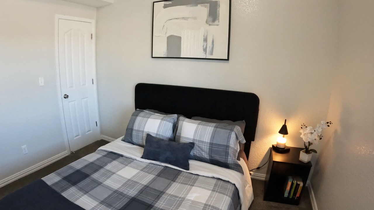 Photo of Bedroom in Biggs Field