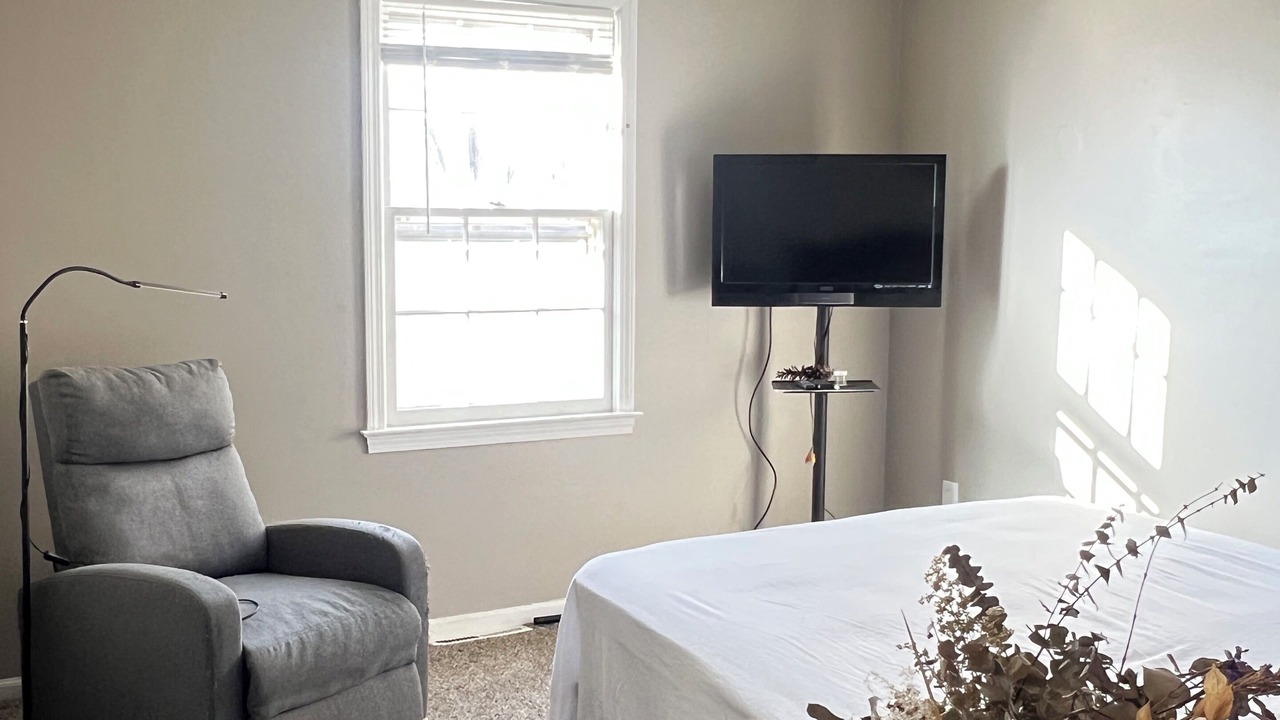 Photo of Bedroom in Blue Springs
