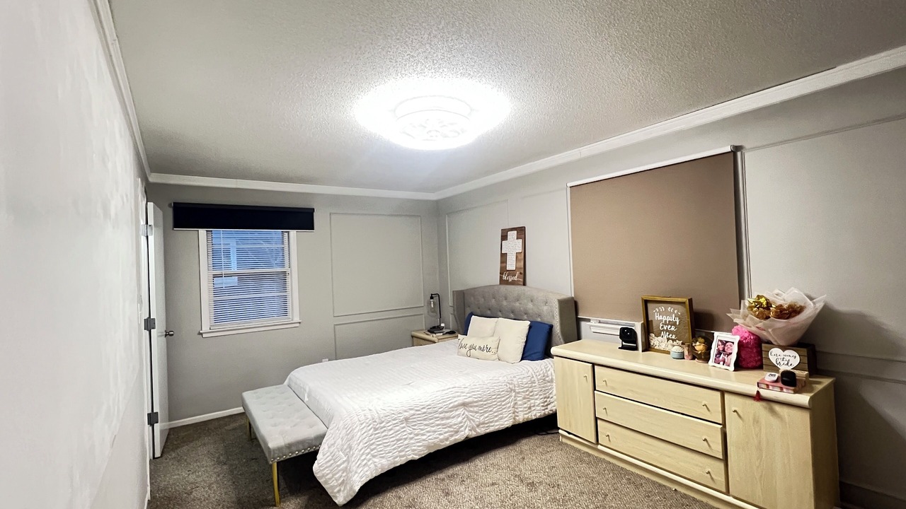 Photo of Bedroom in Blue Springs