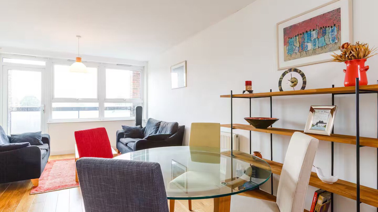 Photo of Others in Canonbury