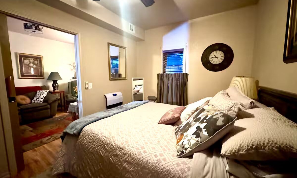 Photo of Bedroom in Moore