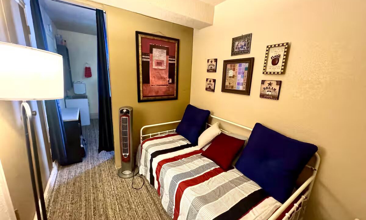 Photo of Bedroom in Moore