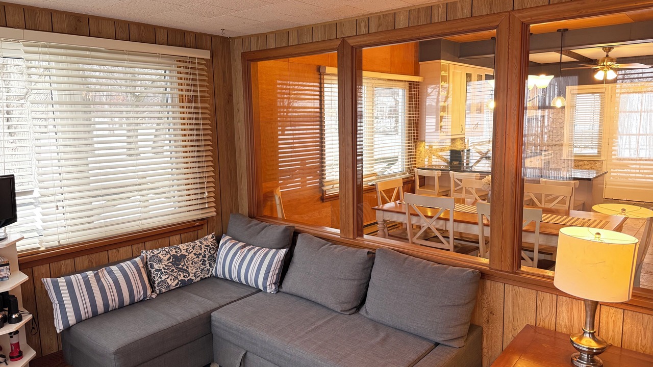 Photo of Livingroom in Port Severn