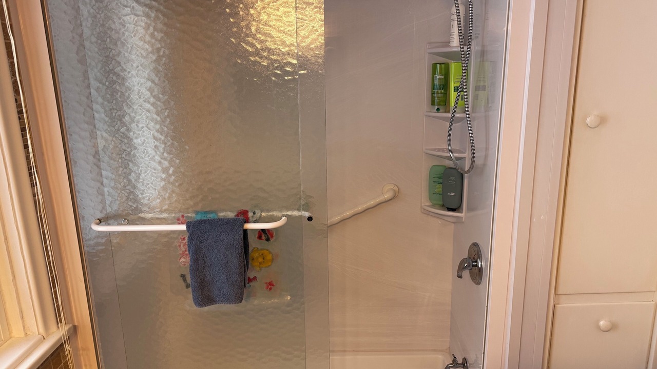 Photo of Bathroom in Port Severn