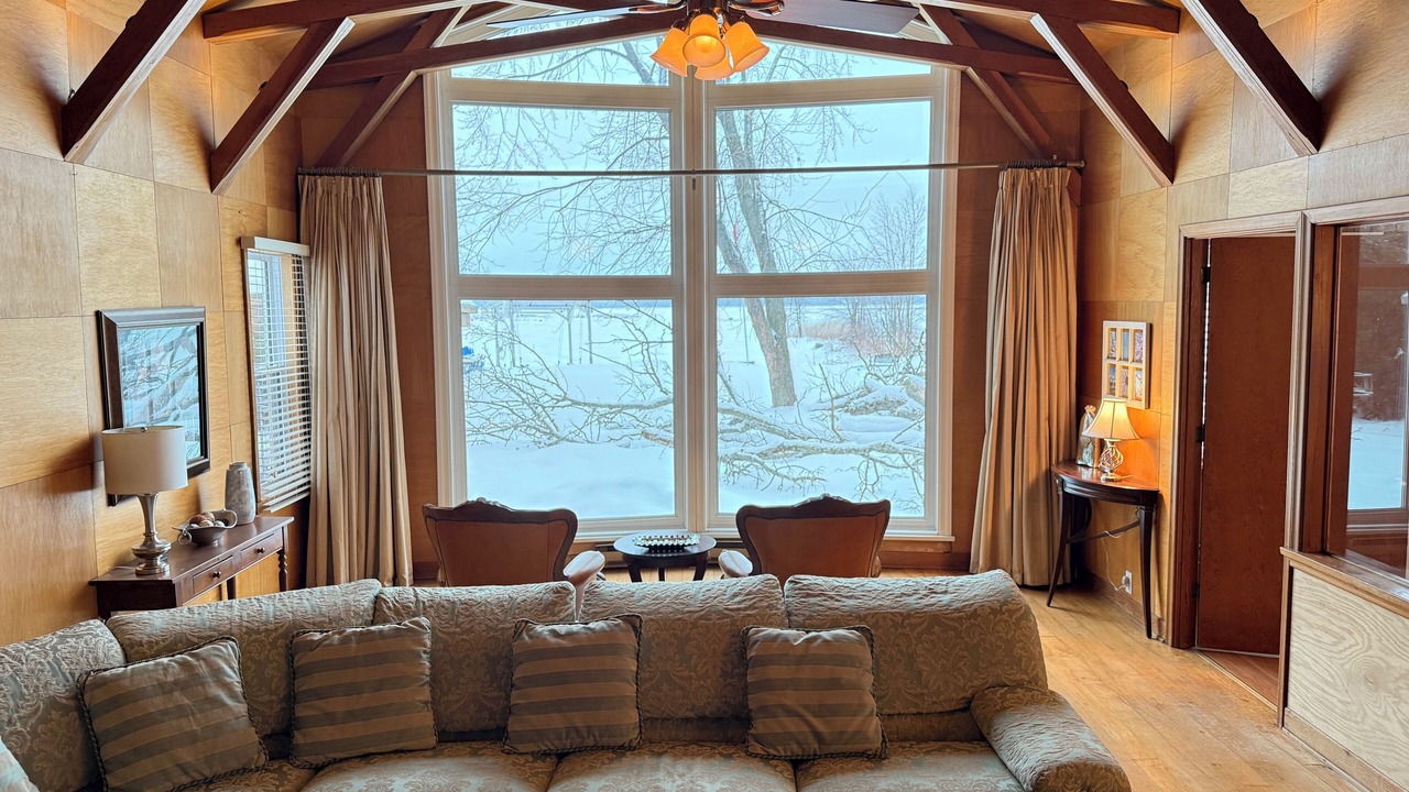 Photo of Livingroom in Port Severn