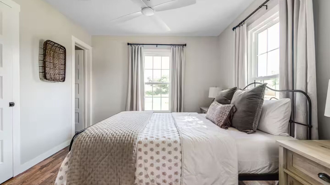 Photo of Bedroom in Mason