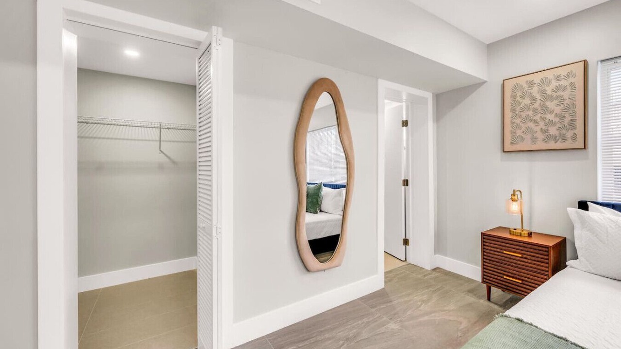 Photo of Bedroom in Galt Mile