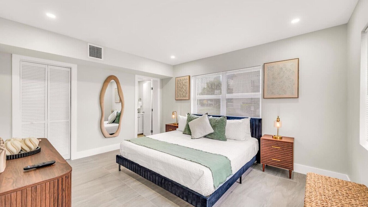 Photo of Bedroom in Galt Mile