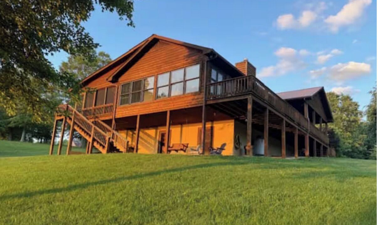 Photo of Outdoor in Byrdstown