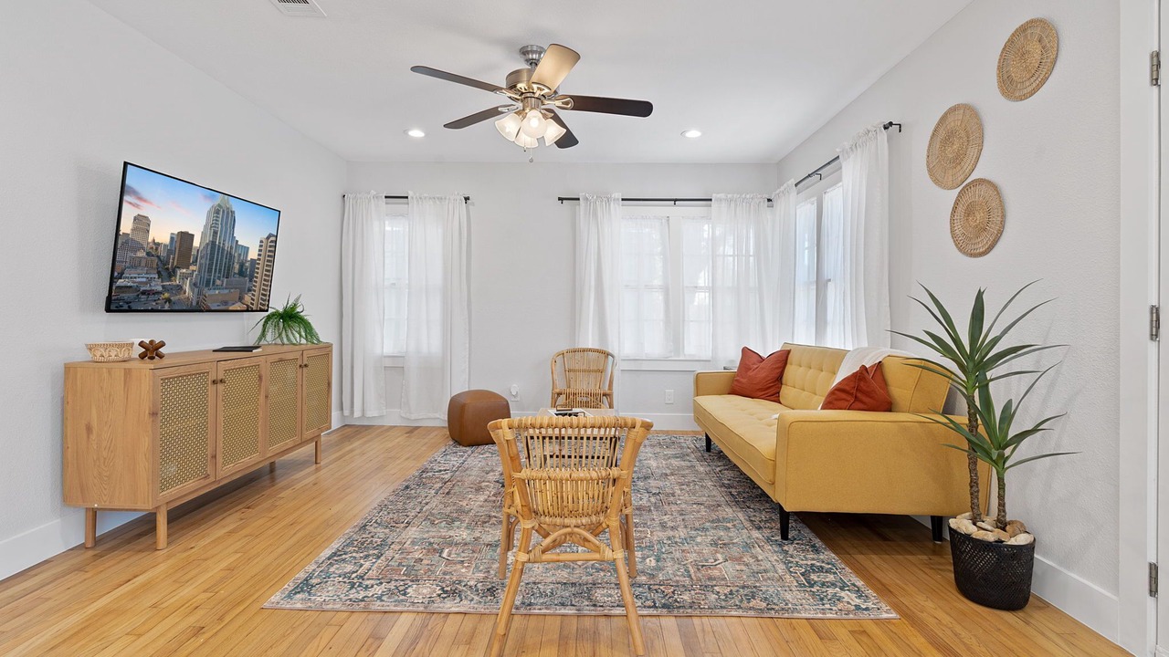 Photo of Livingroom in Brentwood