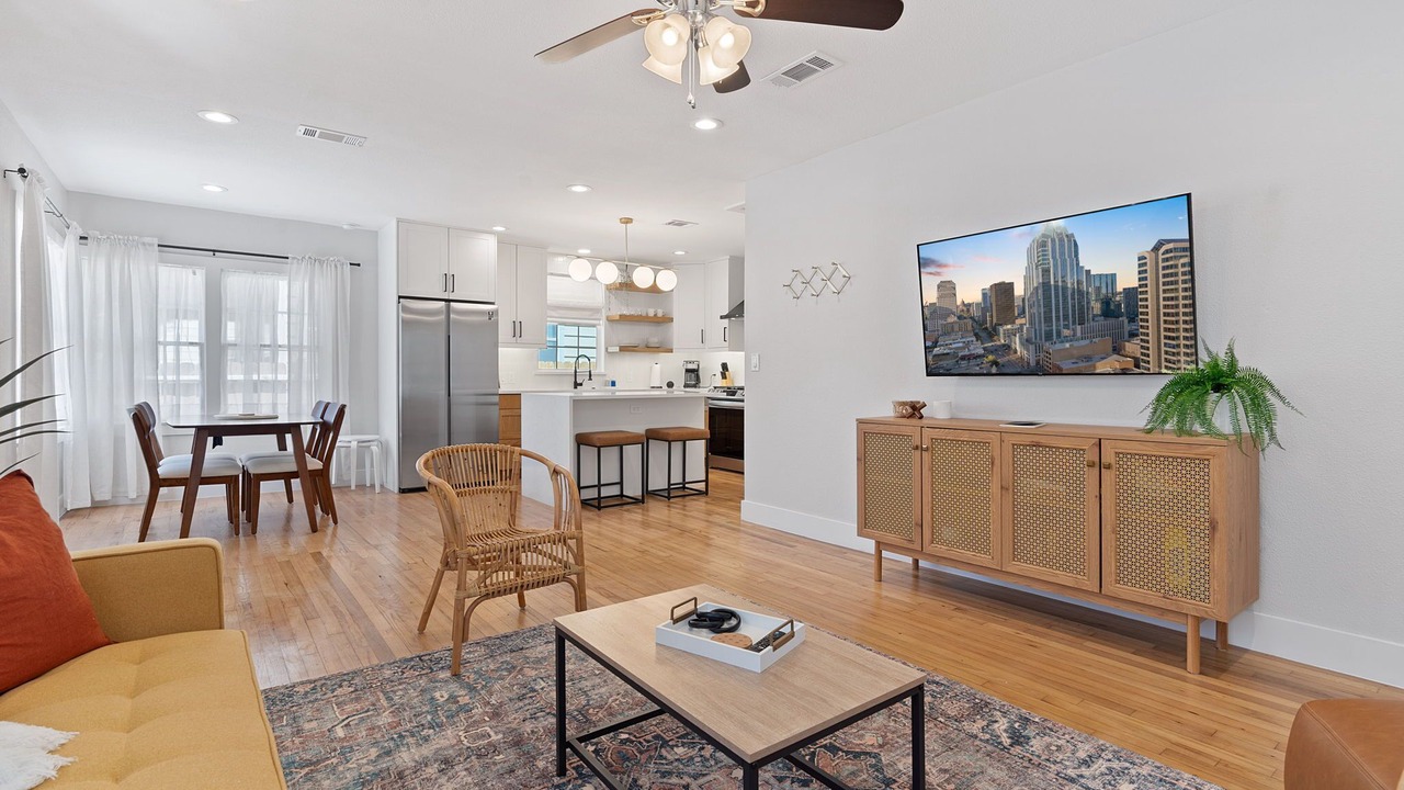 Photo of Livingroom in Brentwood