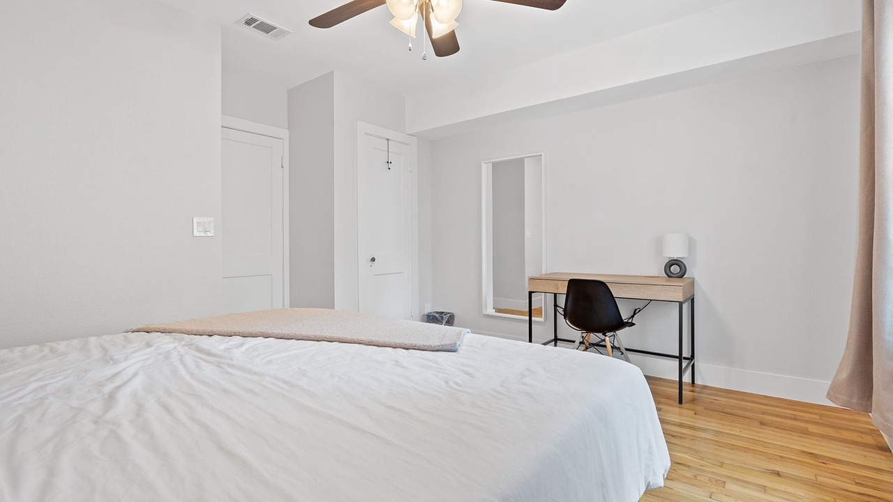 Photo of Bedroom in Brentwood