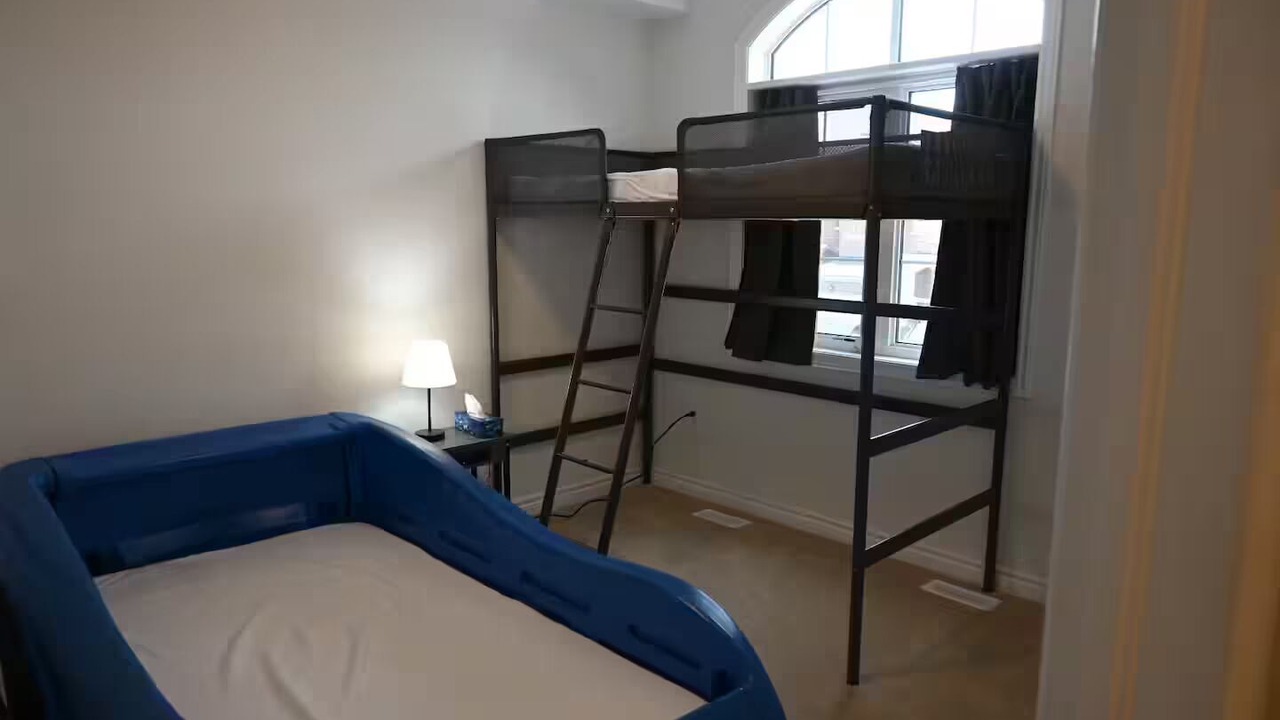Photo of Bedroom in Alcona