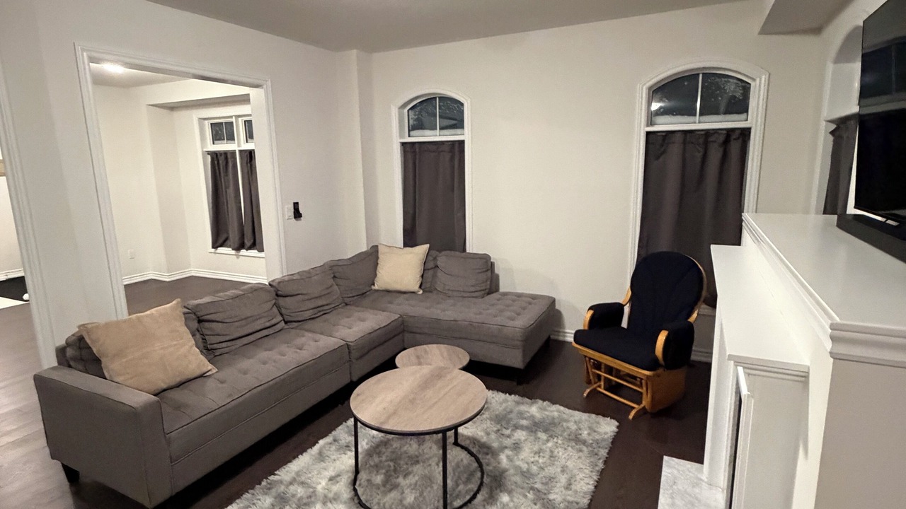Photo of Livingroom in Alcona