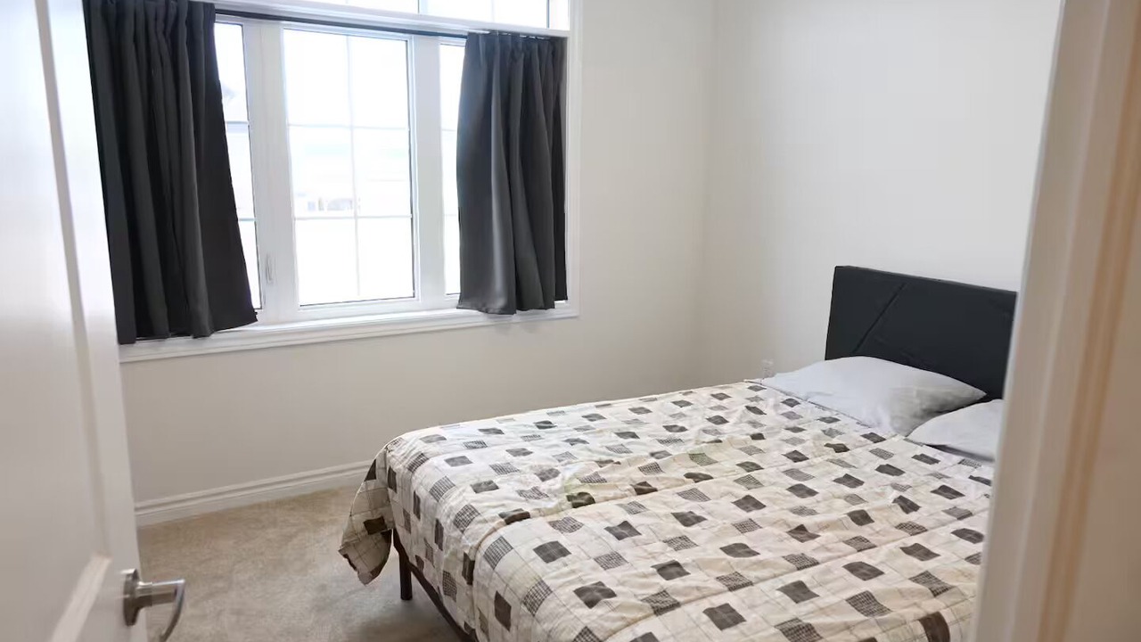 Photo of Bedroom in Alcona