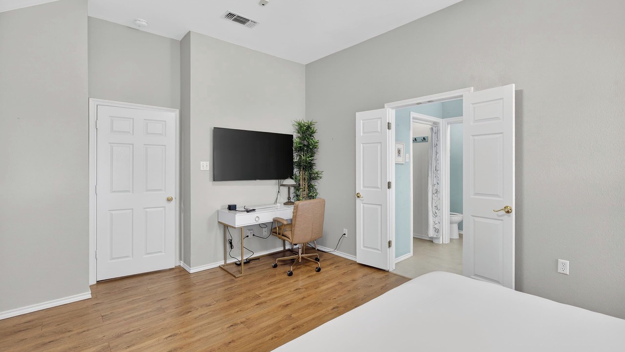 Photo of Bedroom in North Richland Hills