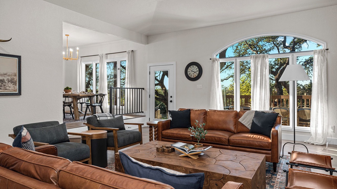 Photo of Livingroom in Dripping Springs