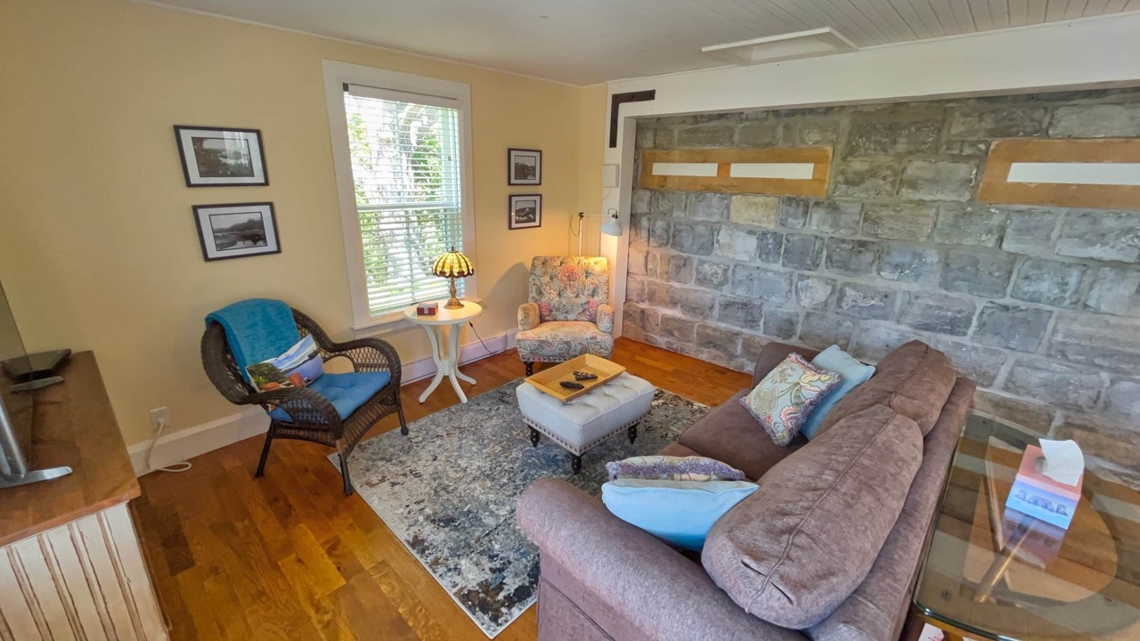 Photo of Livingroom in Rideau Lakes
