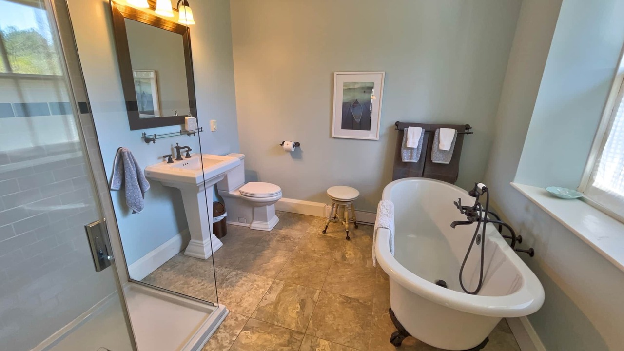 Photo of Bathroom in Rideau Lakes