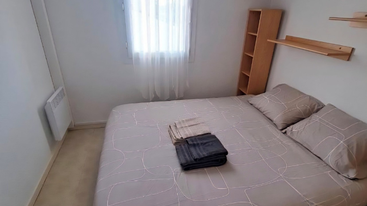 Photo of Bedroom in Saint-Laurent-d'Aigouze