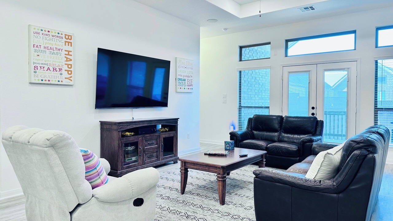 Photo of Livingroom in Stone Oak