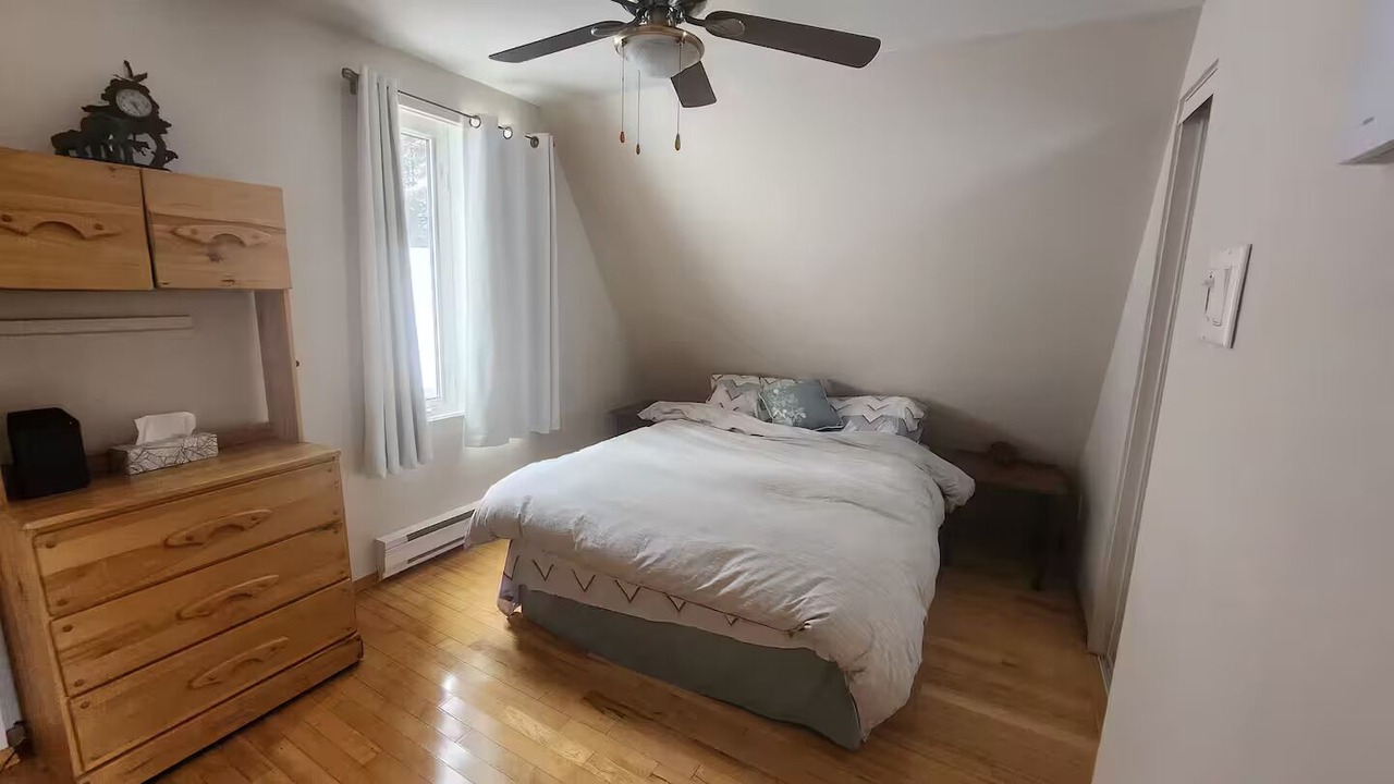 Photo of Bedroom in Saint-Ambroise