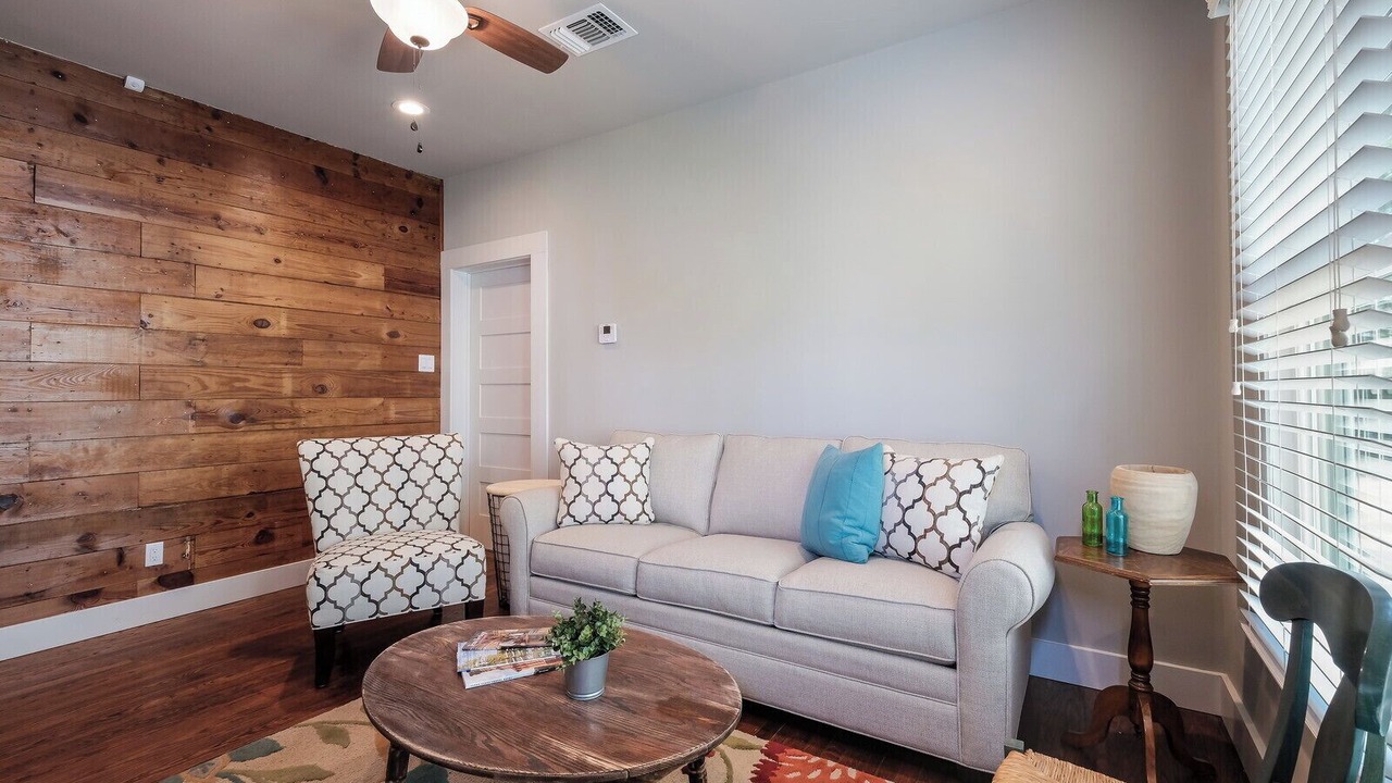Photo of Livingroom in Highland Park