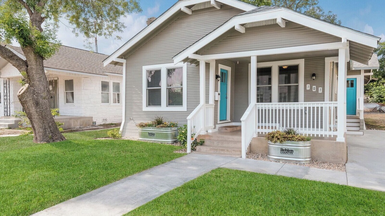 Photo of Outdoor in Highland Park