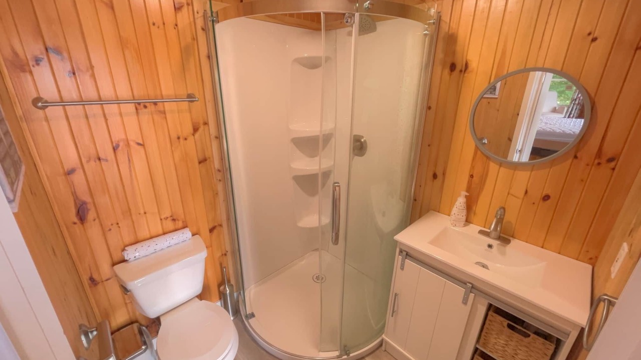 Photo of Bathroom in Rideau Lakes