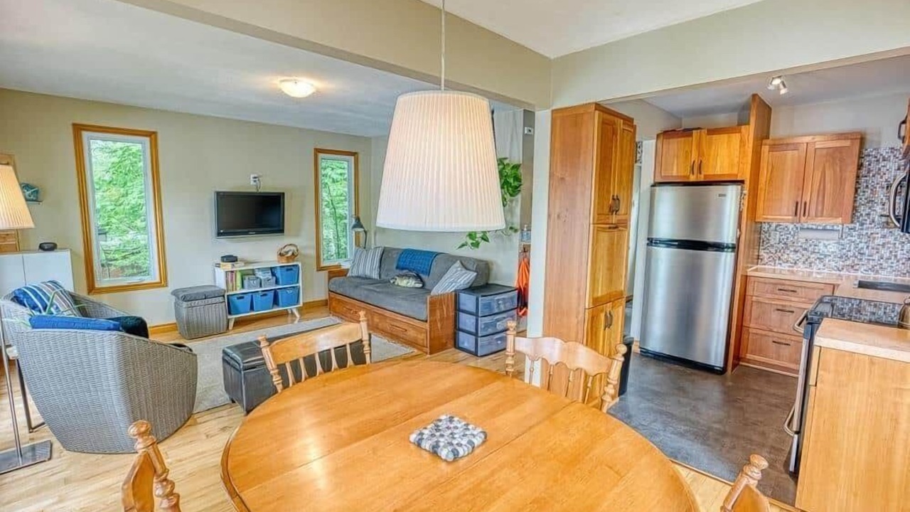 Photo of Livingroom in Jones Falls