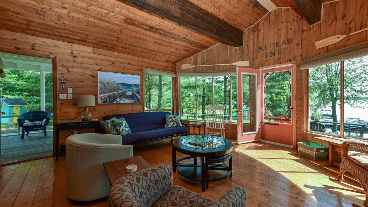 Photo of Livingroom in Portland