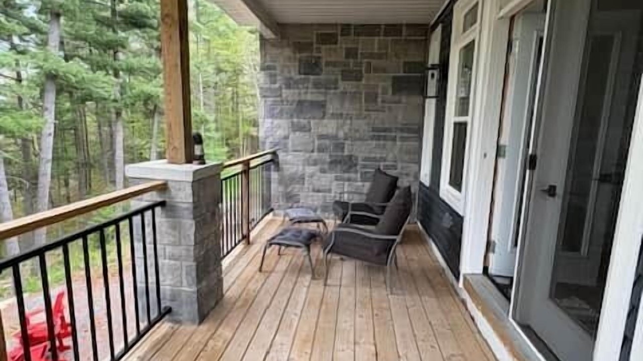 Photo of Patio Balcony in Jones Falls