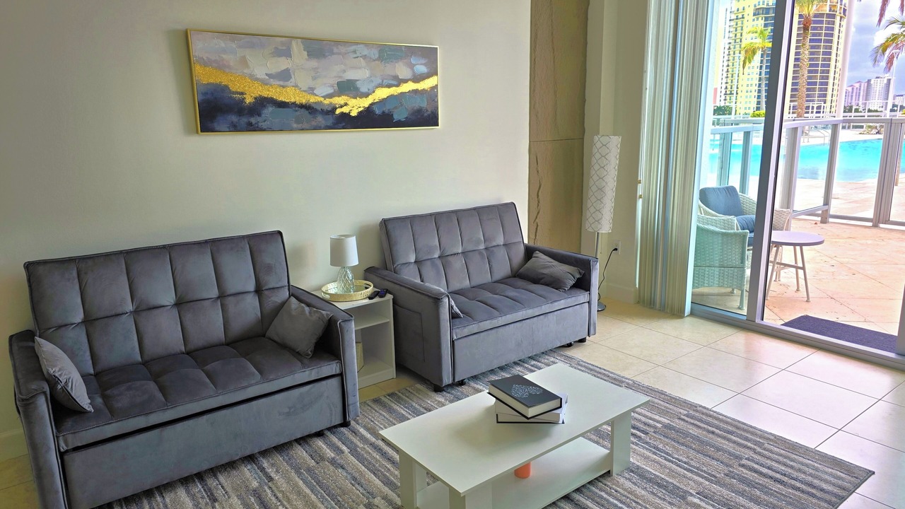 Photo of Livingroom in Fort Myers