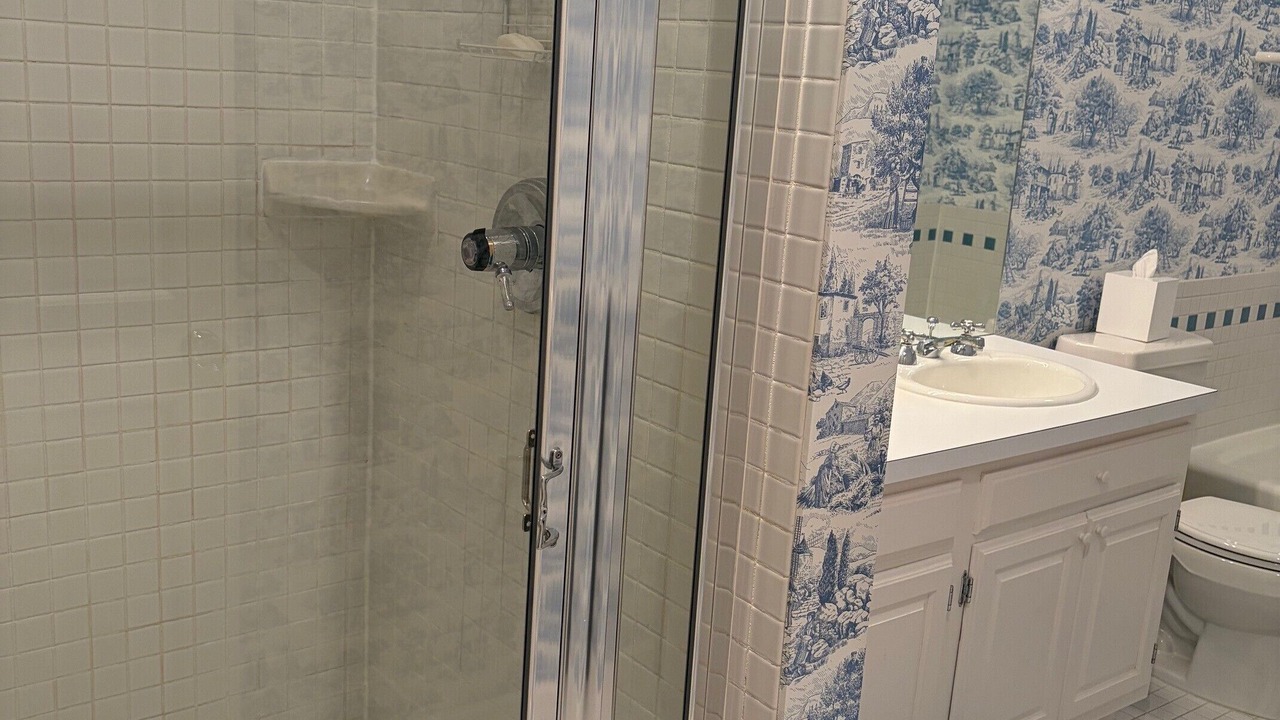 Photo of Bathroom in Lenox