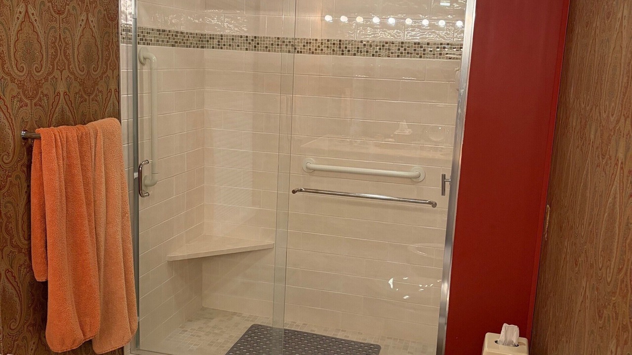 Photo of Bathroom in Lenox