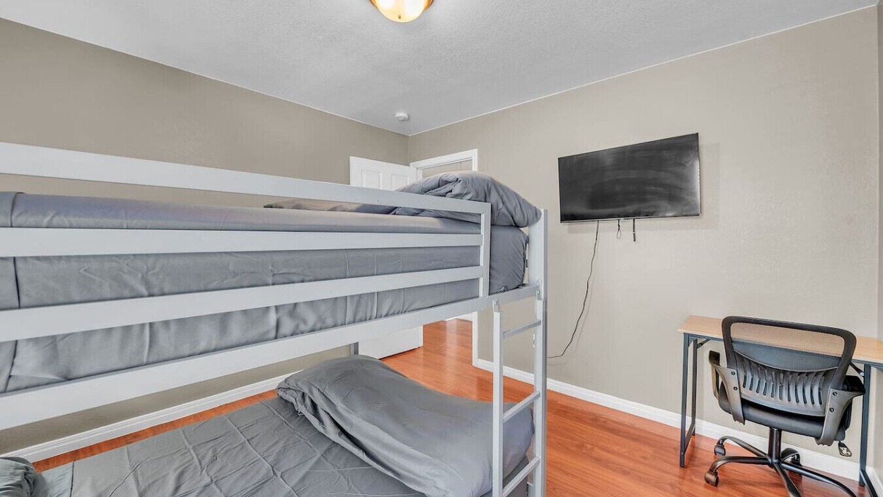 Photo of Bedroom in Franklin Park