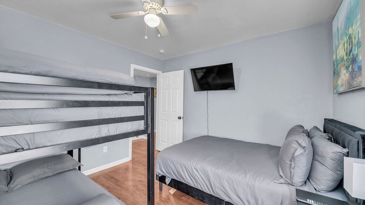 Photo of Bedroom in Franklin Park